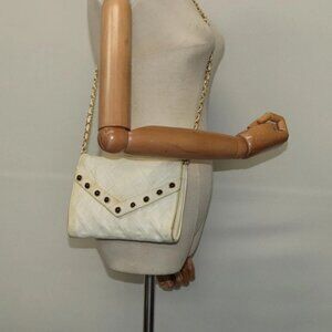 CHANEL Matelasse Chain Shoulder Bag Lamb Skin White CC Auth 119388